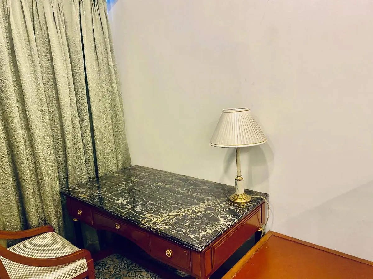 Apple Adventure Resort Gurgaon 3*,