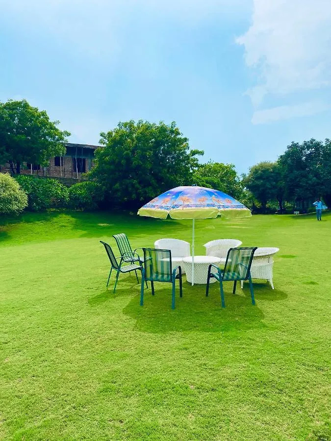 Apple Adventure Resort Gurgaon Hotel