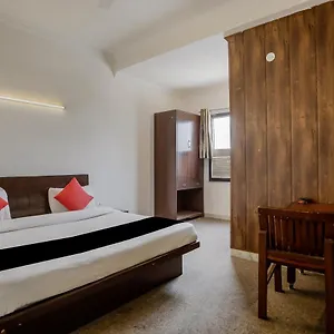 Hotel Capital O 25053 Devi Palace