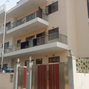 Guest house The Zion Residency Sector 38