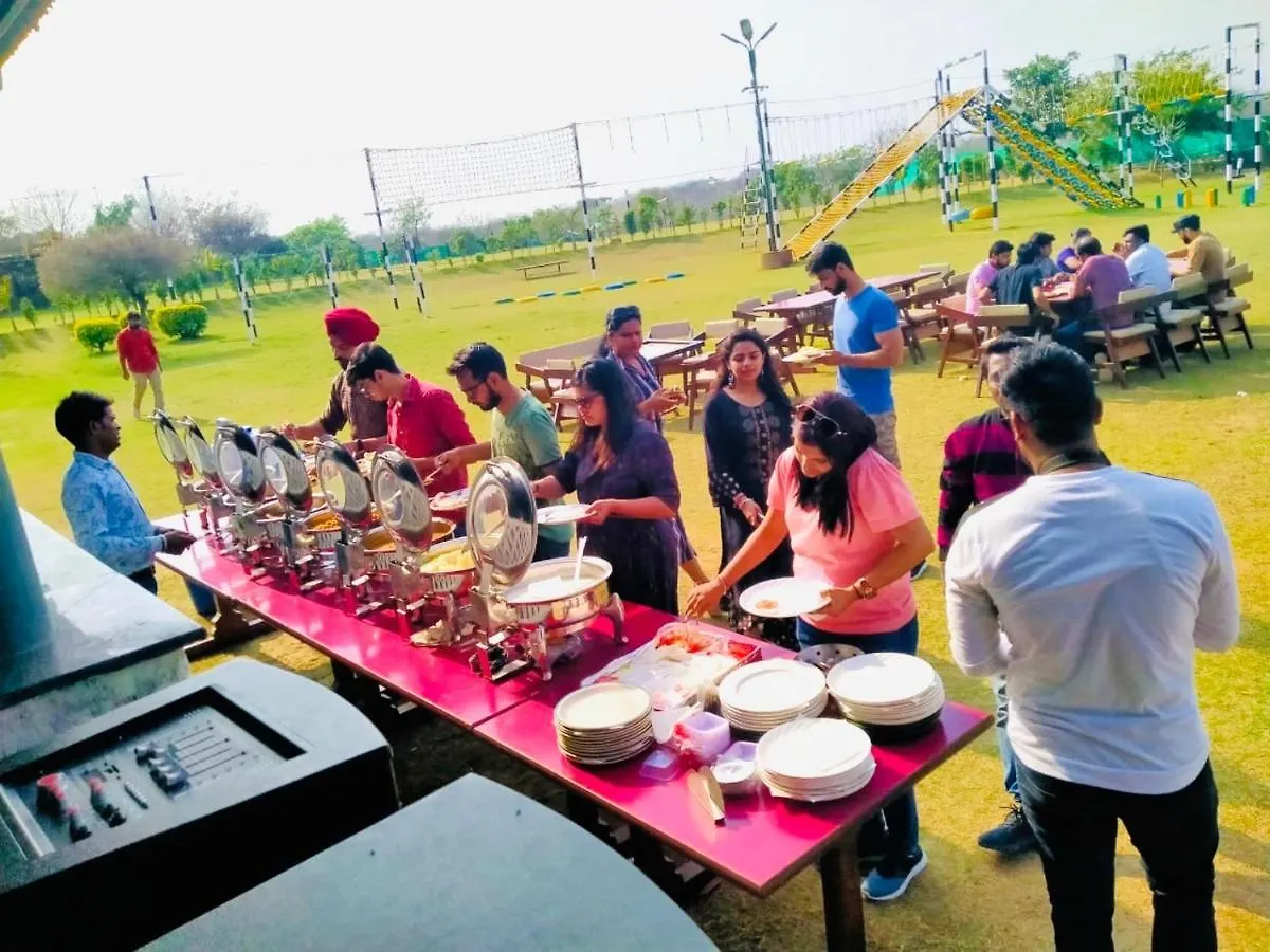 Apple Adventure Resort Gurgaon Hotel